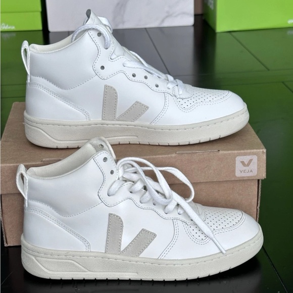 Veja White V-15 Leather High-Top Sneakers - Picture 5 of 5